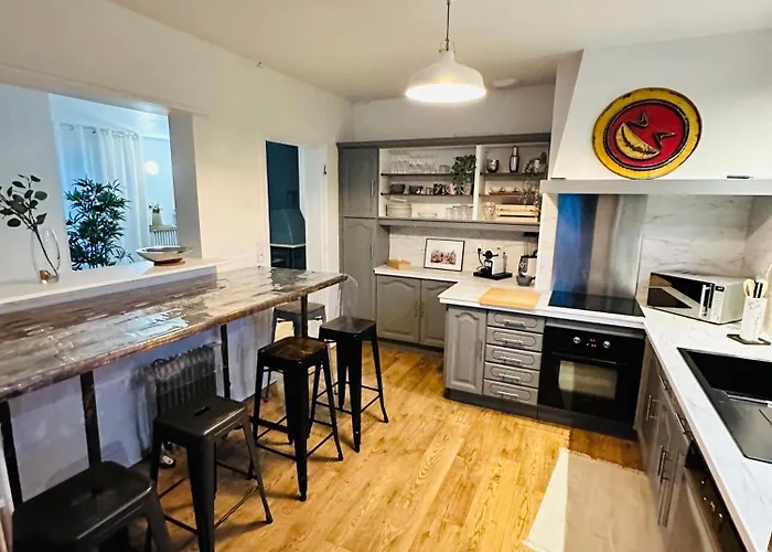 Belle Maison Avec Jardin Expose Plein Sud Proche Centre Holiday home Caen